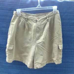 Kim Rogers sport shorts